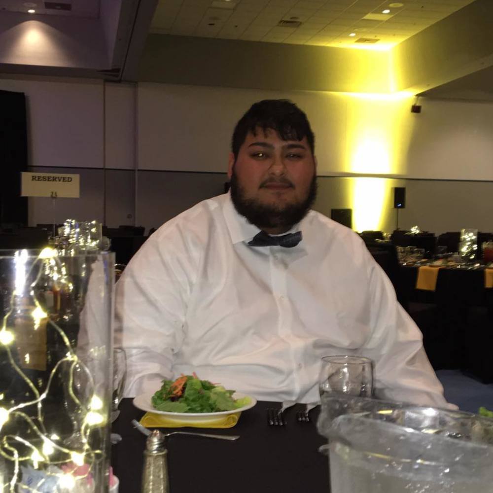 Meet your Posher, Victor